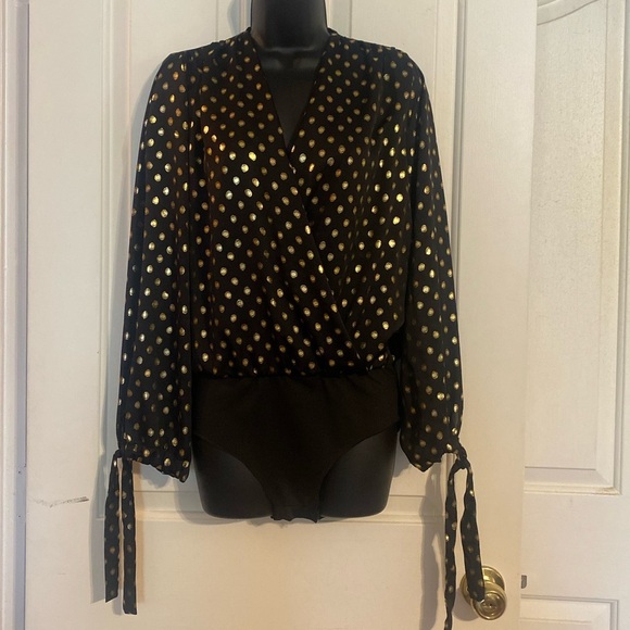 “ZARA” Gold Polka Dot Wrap Blouse BodySuit - Picture 4 of 16
